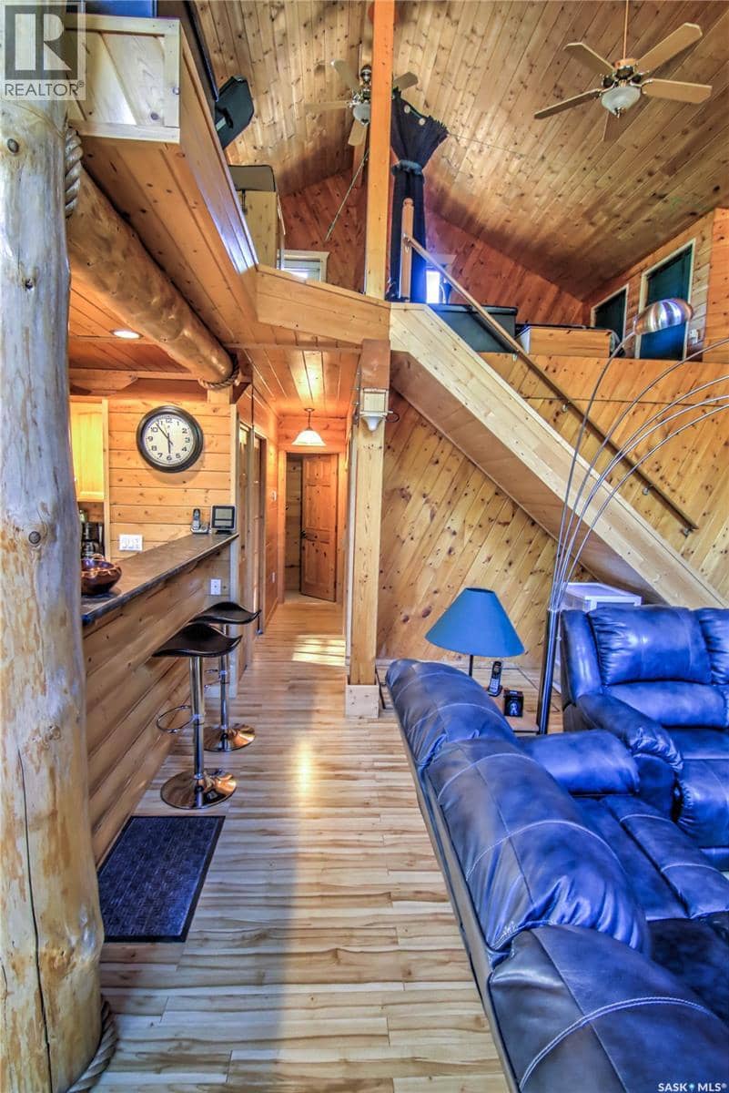 3090 Birch STREET — photo 10 of 35