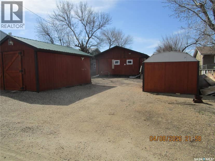 233 4th Avenue E, Gravelbourg, photo 6