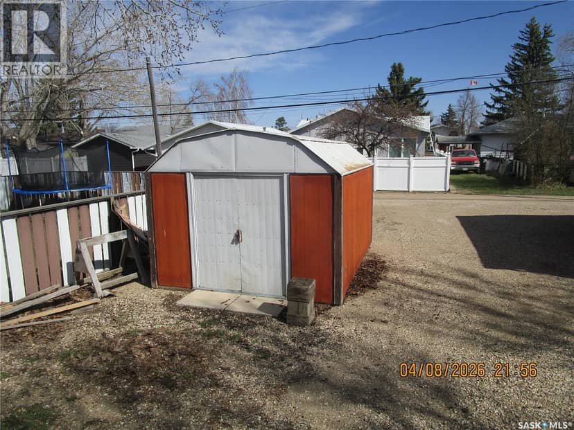 233 4th Avenue E, Gravelbourg, photo 7