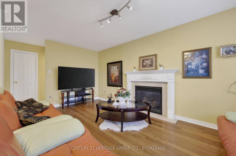 30 Lang Drive — photo 12 of 30