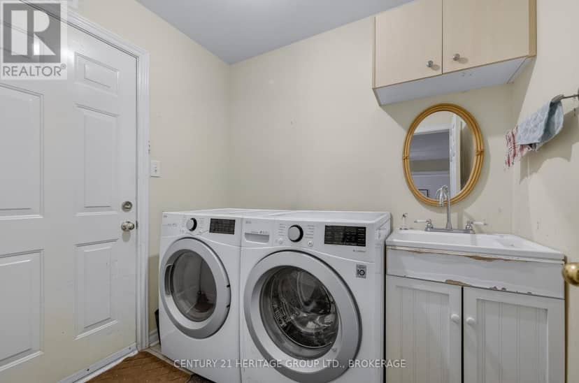 30 Lang Drive, Barrie, photo 8