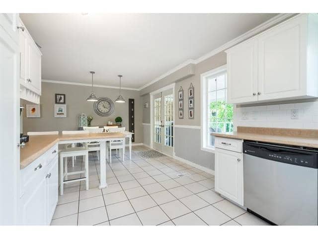 18120 58A AVENUE, Surrey, photo 8