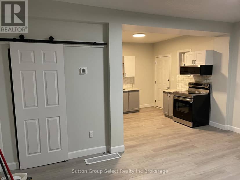 100 Finkle Street — photo 10 of 14