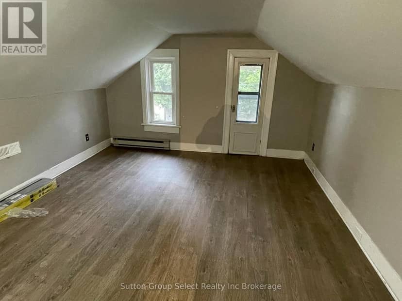 50 Perry Street — photo 13 of 16