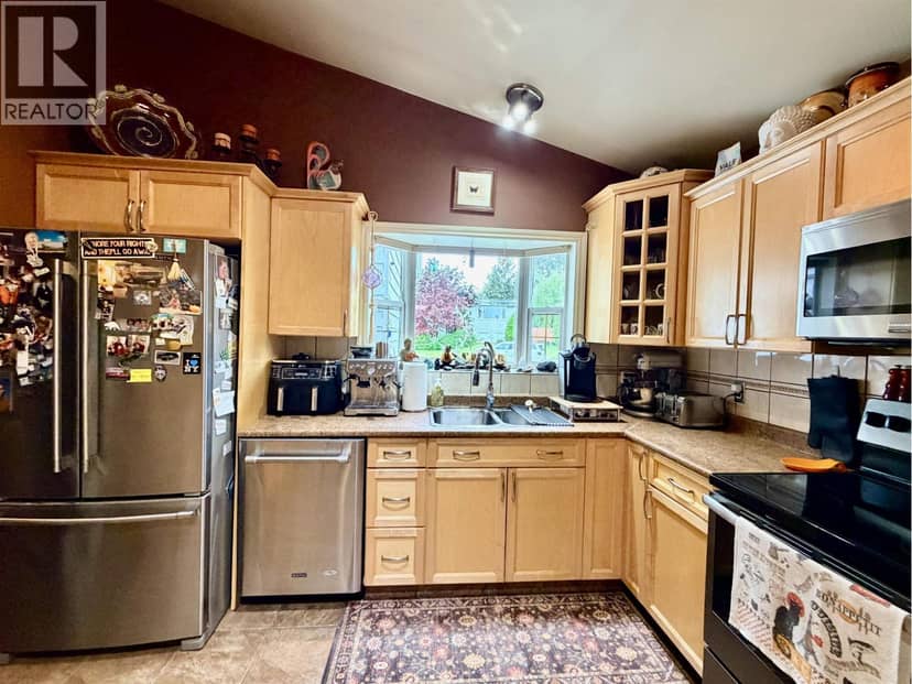 46 CHARLES STREET, Kitimat, photo 8