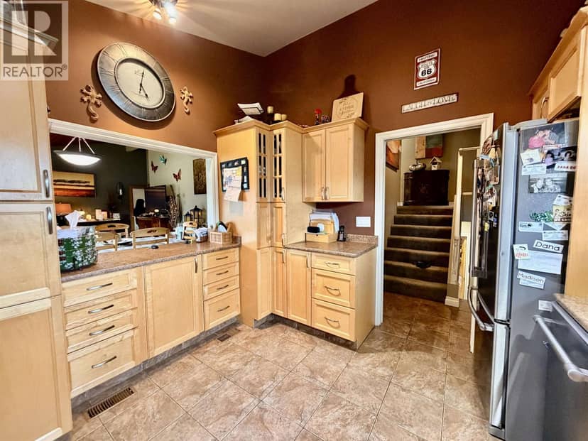 46 CHARLES STREET, Kitimat, photo 5