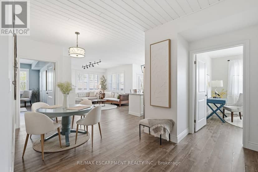 208 - 67 Haddington Street — photo 5 of 29