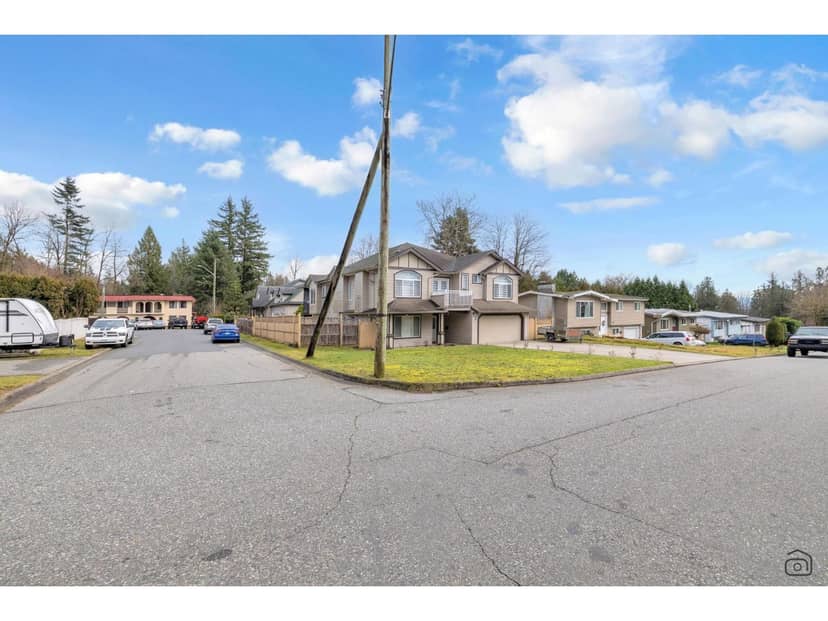 7480 LEE STREET, Mission, photo 3