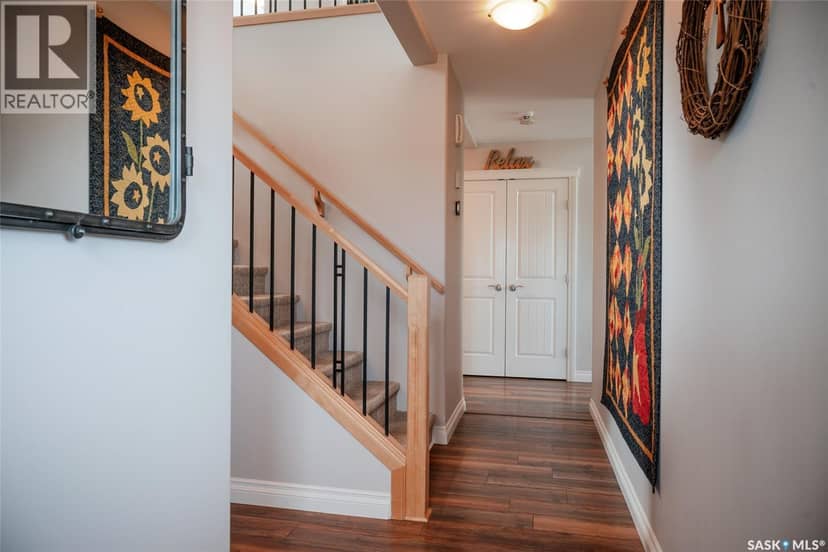 720 Spruce STREET — photo 25 of 40
