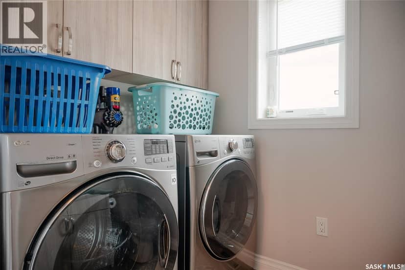 720 Spruce STREET — photo 27 of 40