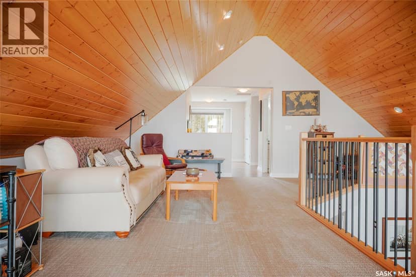 720 Spruce STREET — photo 36 of 40