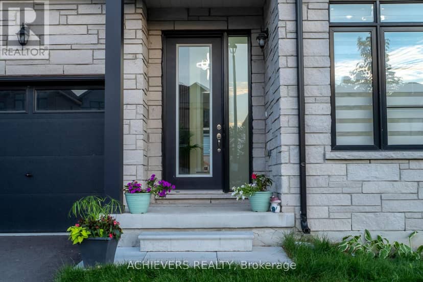 47 Daffodil Road — photo 3 of 34