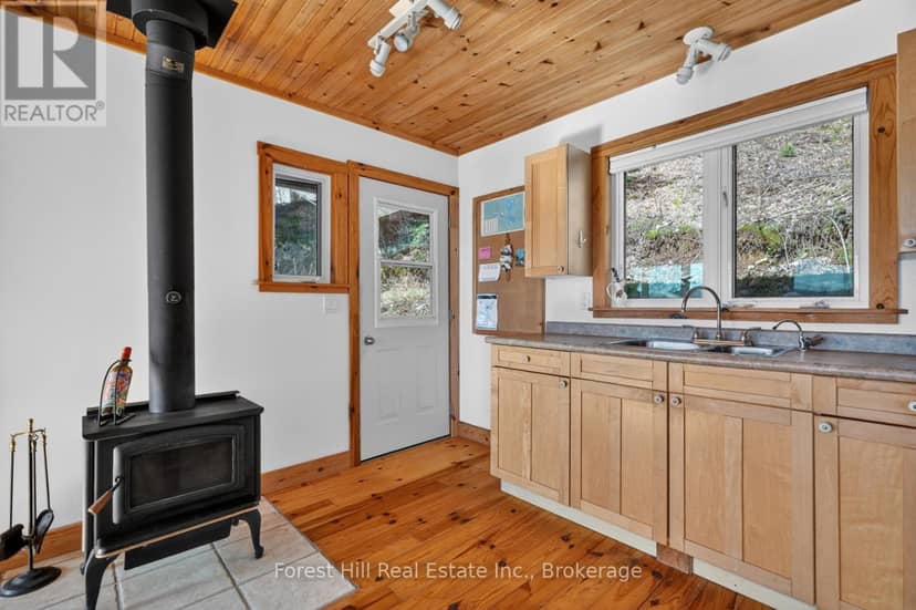 10835 Raven Lake West Shore Township — photo 32 of 40