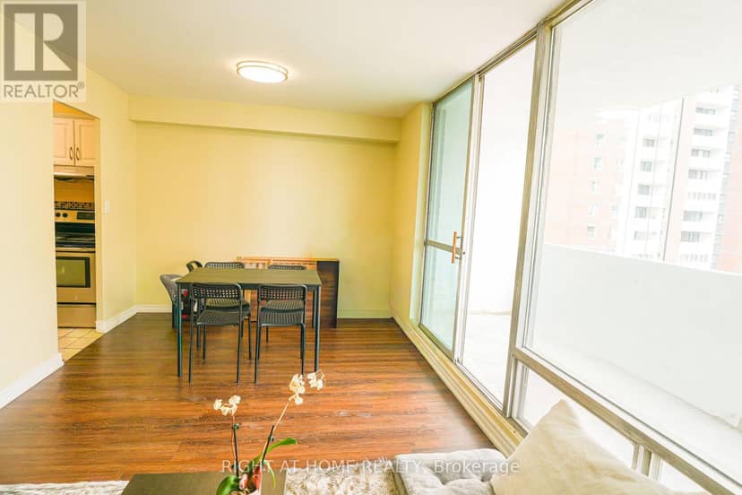 2203 - 1 Massey Square — photo 4 of 18