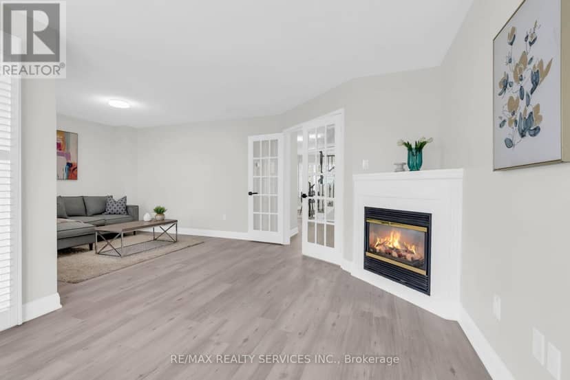 28 - 5110 Fairview Street — photo 11 of 28