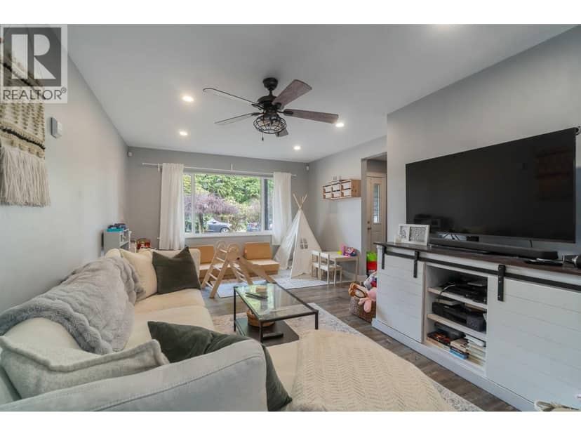 3629-3631 FLINT STREET, Port Coquitlam, photo 4