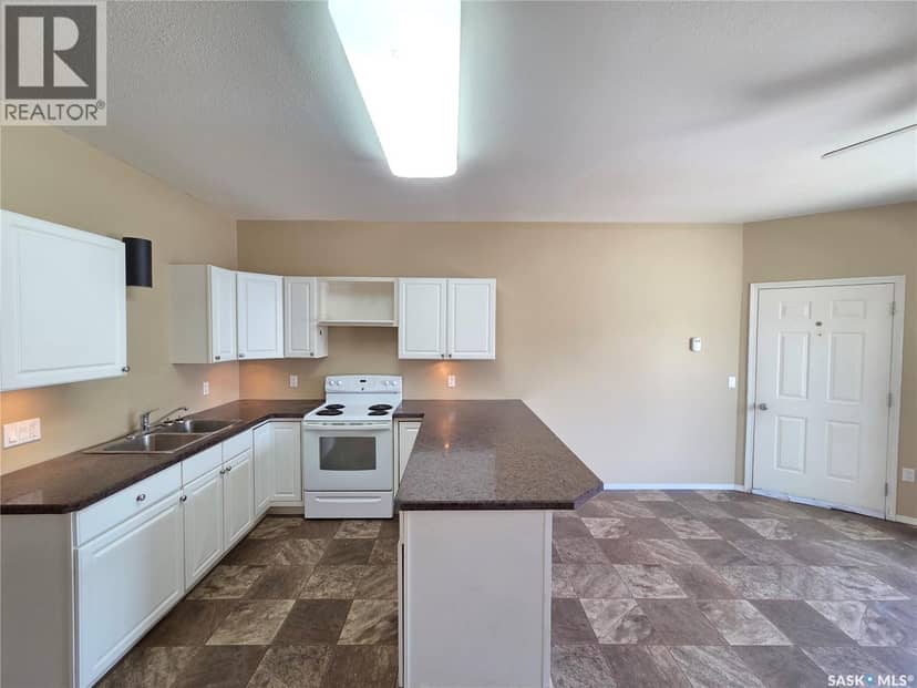 105 Main STREET — photo 13 of 25