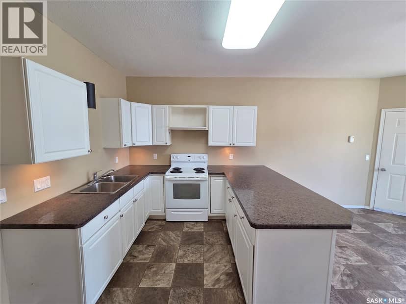 105 Main STREET — photo 14 of 25