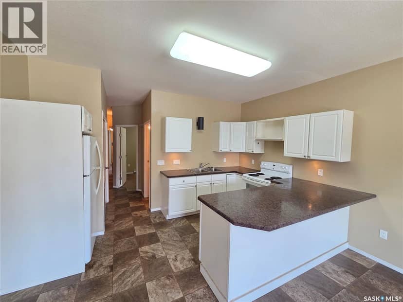 105 Main STREET — photo 15 of 25