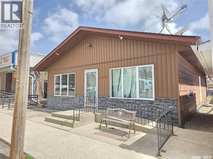 105 Main STREET — photo 4 of 25