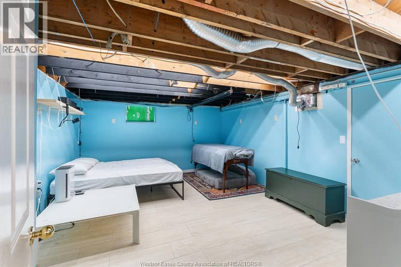 9489 Malden — photo 27 of 40