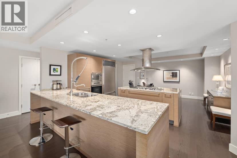 2601 1111 ALBERNI STREET, Vancouver