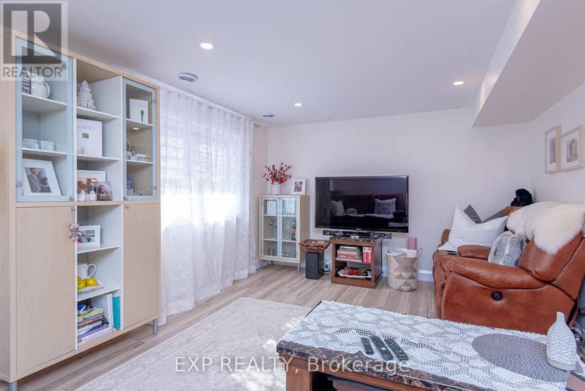 1473 Rosebella Avenue W — photo 38 of 40