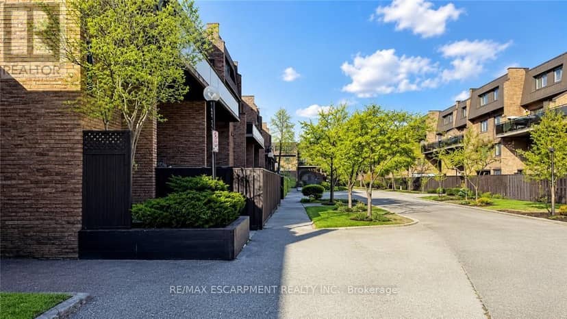 7 - 110 Ling Road — photo 19 of 19