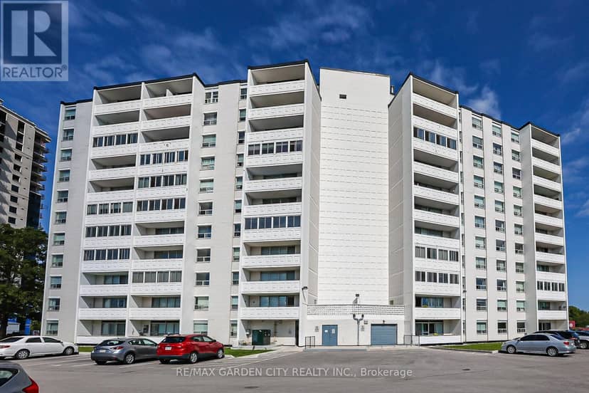 106 - 35 Towering Heights Boulevard — photo 33 of 40