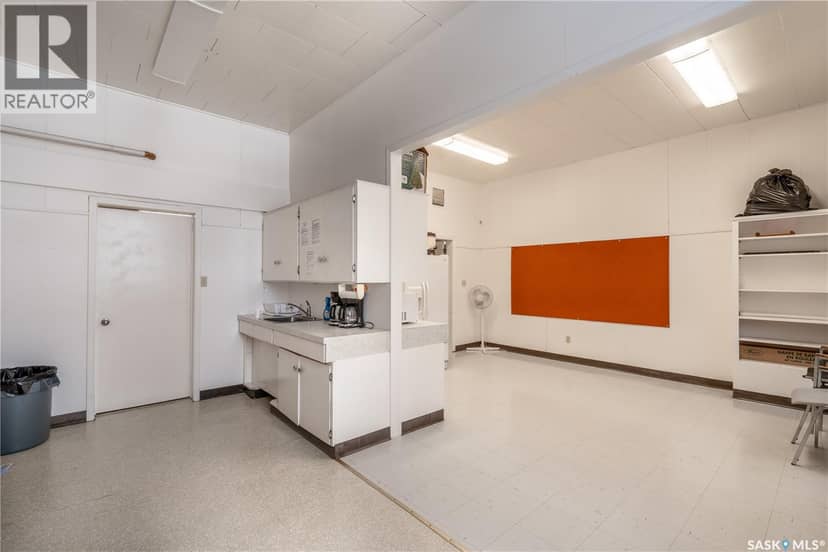 198 1st AVENUE S, Pierceland, photo 3