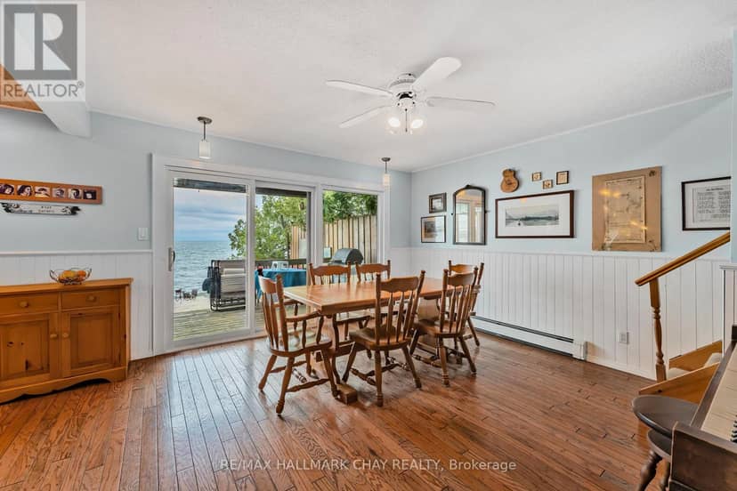 2617 Leonard Street — photo 17 of 36
