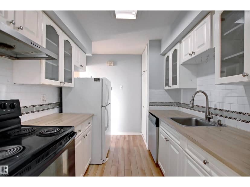 #11 14120 80 ST NW — photo 18 of 33