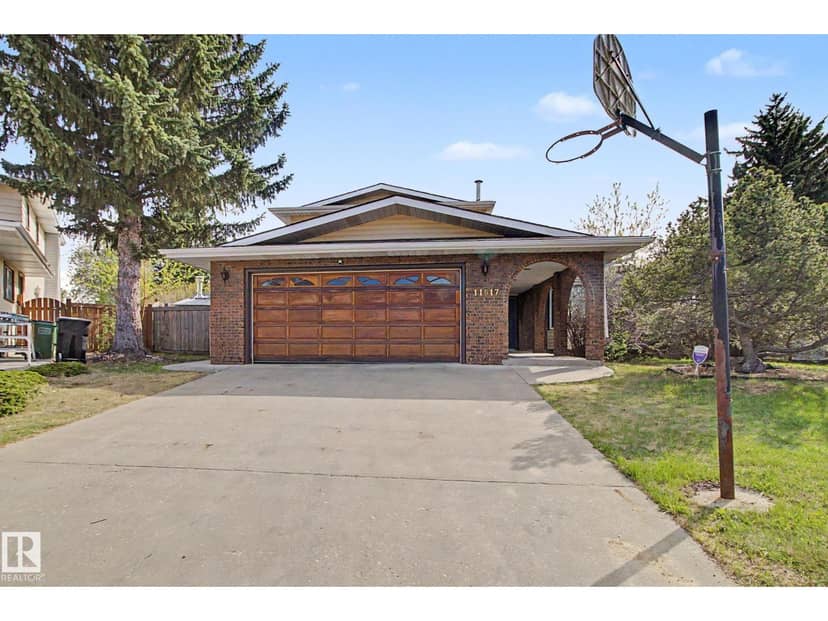 11617 26 AV NW, Edmonton