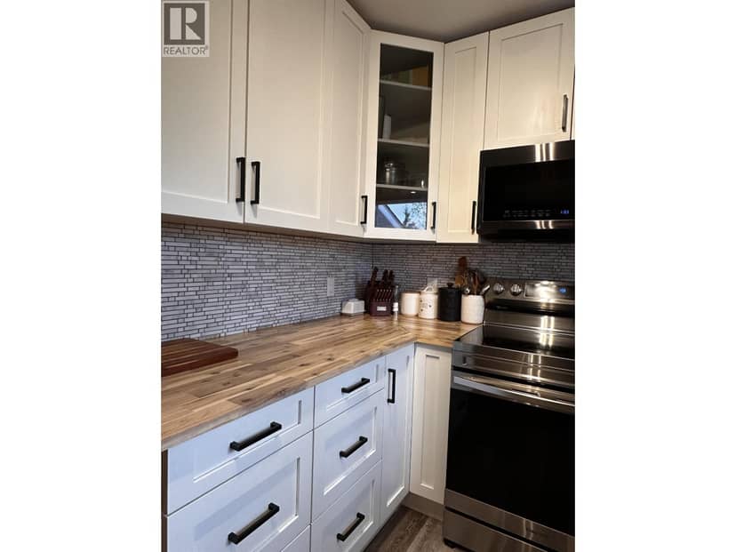 5620 49 STREET, Fort Nelson, photo 6