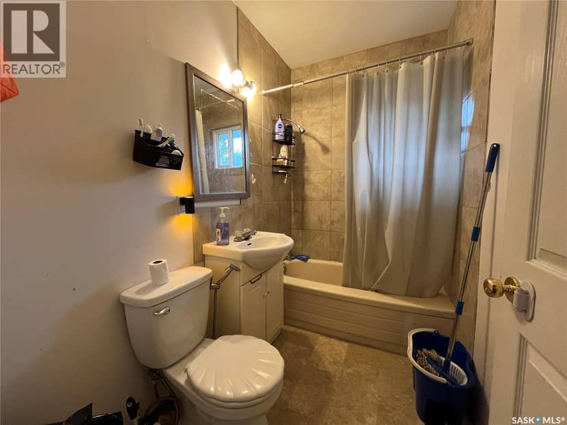 345 19th STREET E, Prince Albert, photo 3