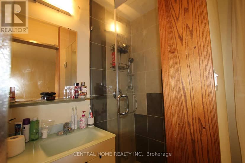 307 Boisdale Avenue — photo 14 of 38
