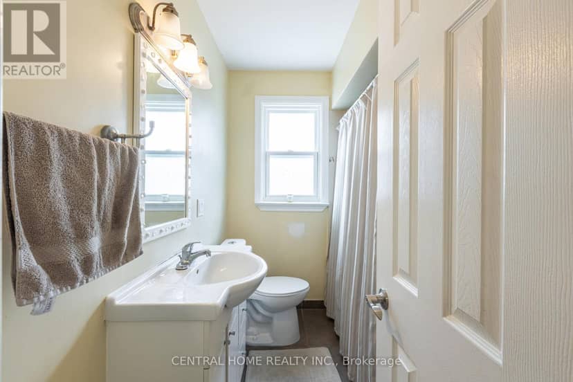 307 Boisdale Avenue — photo 22 of 38