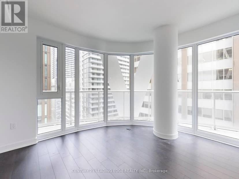 2212 - 230 Simcoe Street — photo 3 of 17