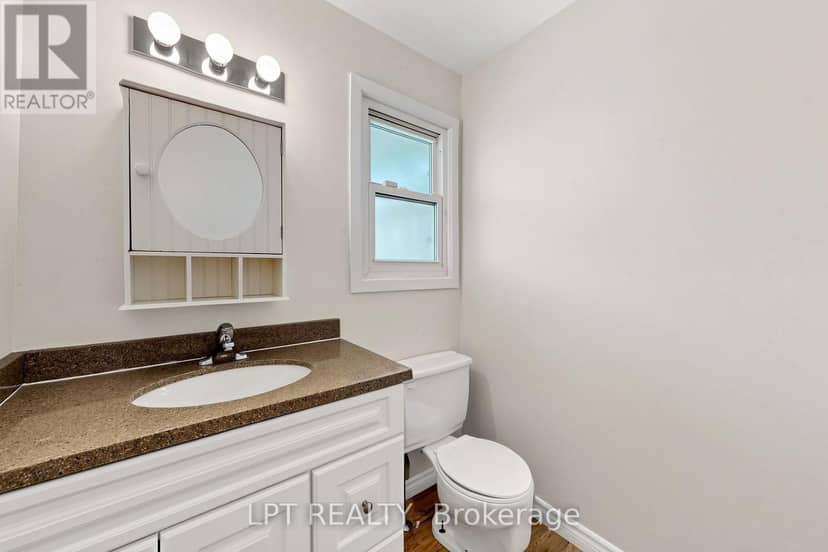 32 - 1055 Central Pk Boulevard N — photo 18 of 40