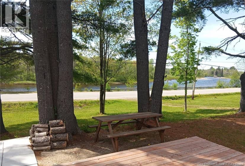378 Halcomb Road — photo 4 of 18