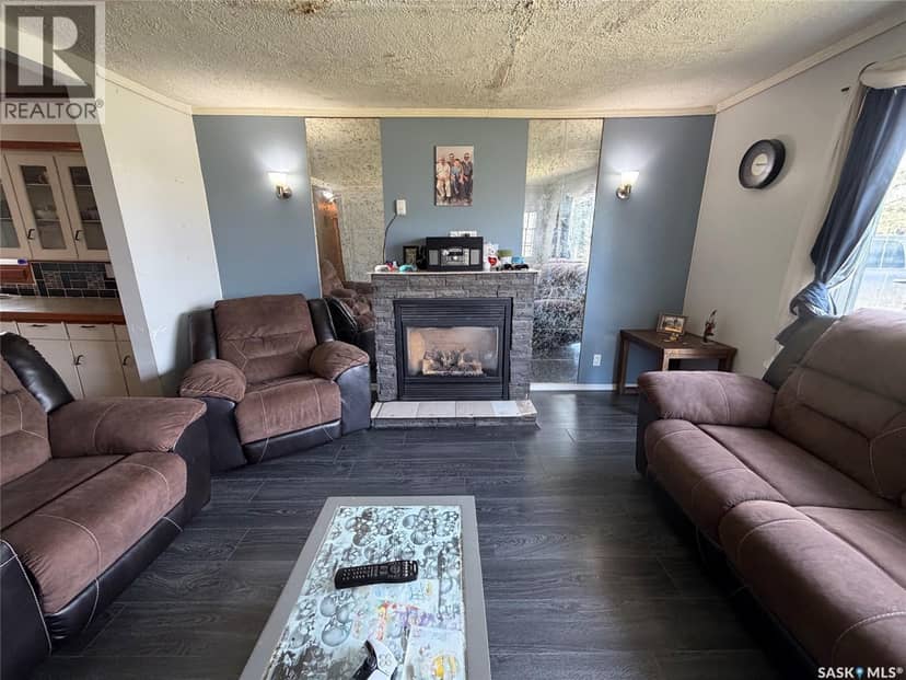 Karchut Acreage — photo 9 of 13