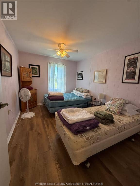 945 West Shore Road — photo 28 of 33