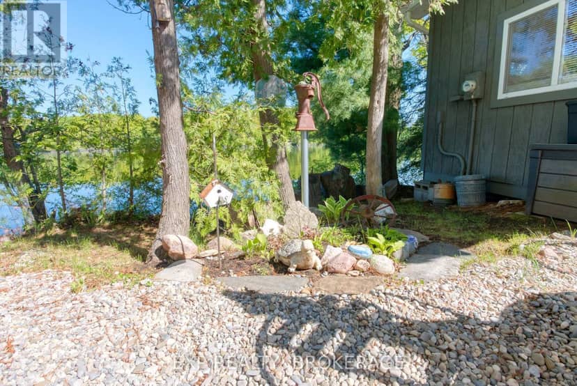 832 Sharbot Lake — photo 28 of 40