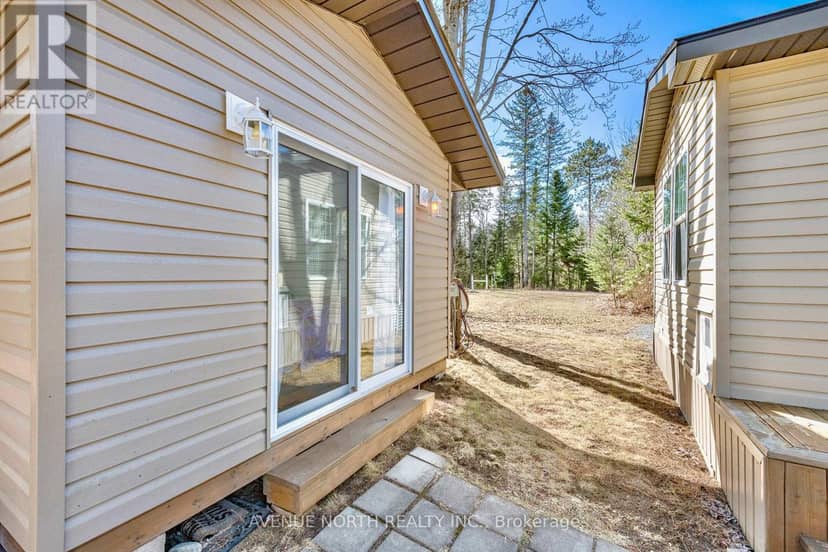 #H23 - 240 Pinewood Park Road — photo 13 of 40