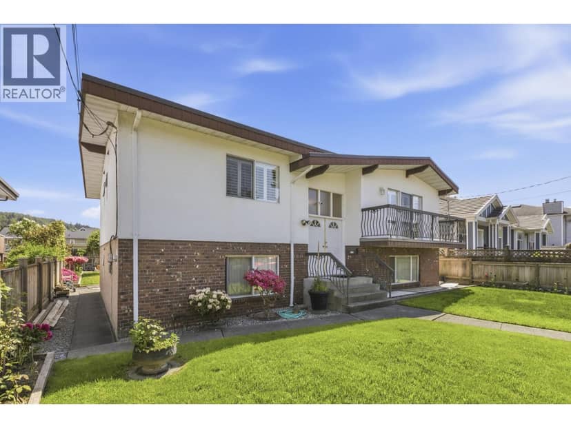 1108 CLIFF AVENUE, Burnaby, photo 2