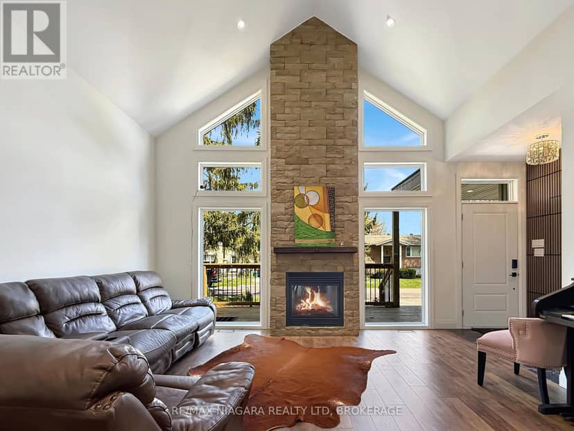 8 Adelaide Street — photo 5 of 40