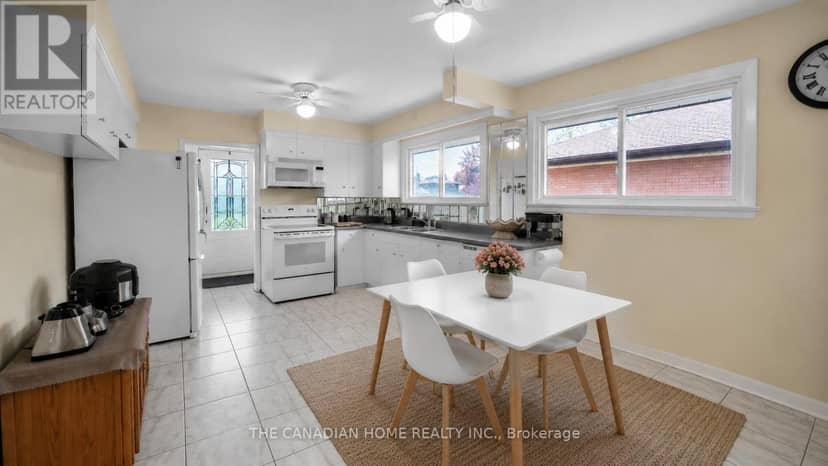 196 Tuxedo Avenue — photo 7 of 23