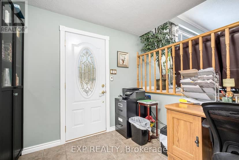 3836 Leitrim Road — photo 19 of 40