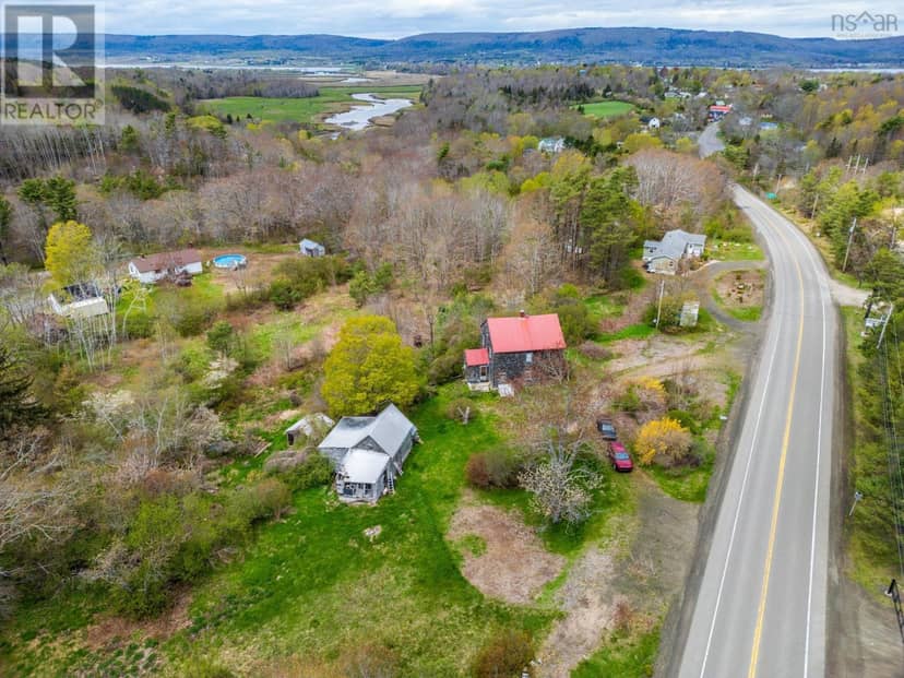 9427 Highway 8 — photo 14 of 40