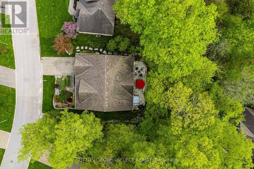 4 Hayter Drive — photo 4 of 40
